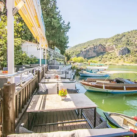 Yagmur Bed & Breakfast