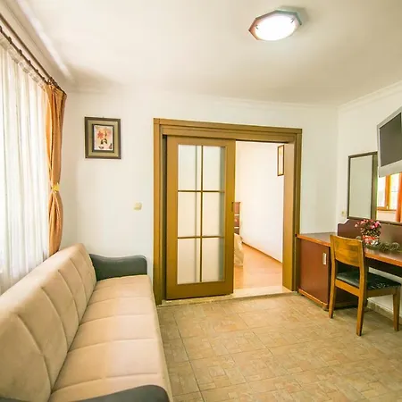 Bed & Breakfast Yagmur *